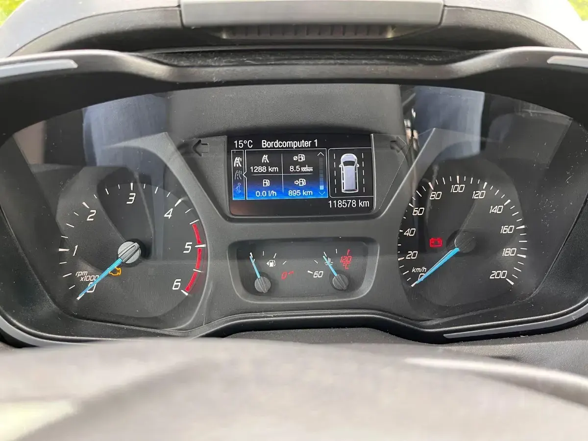Używany Ford Tourneo 170 KM (125 kW) 2016 Szary Minivan