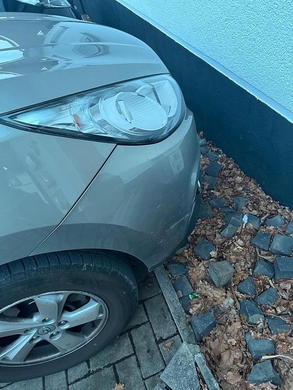 Gebraucht Hyundai ix35 163 PS (119 kW) 2011 Grau SUV