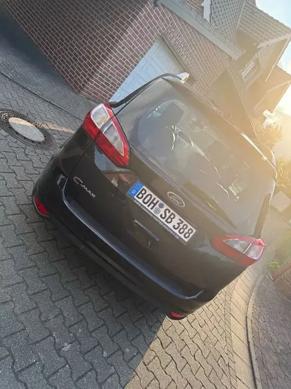 Gebraucht Ford Grand C-Max Titanium 125 PS (91 kW) 2010 Schwarz Van / Kleinbus