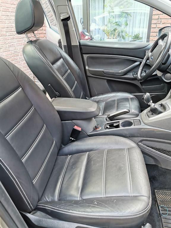 Gebraucht Ford Kuga Titanium 136 PS (100 kW) 2009 Beige SUV