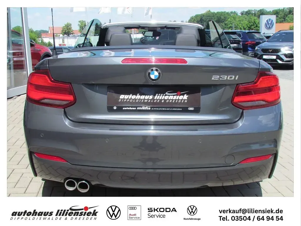 Gebraucht BMW 230 M Sport 252 PS (185 kW) 2018 Grau Cabrio