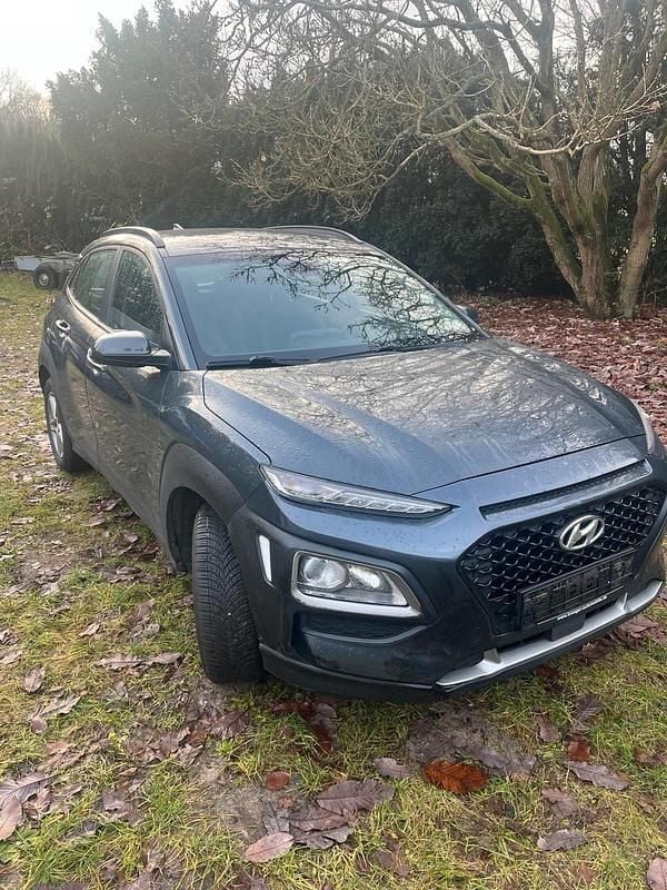 Gebraucht Hyundai Kona 120 PS (88 kW) 2019 Grau SUV