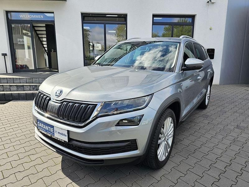 Grau Gebraucht 2017 Skoda Kodiaq SUV | 21.490 € (Fairer Preis) - Bild 1/4