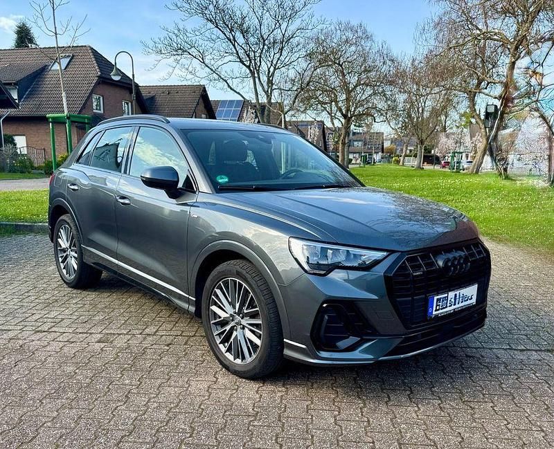 Gebraucht Audi Q3 S-Line 190 PS (139 kW) 2019 Grau SUV