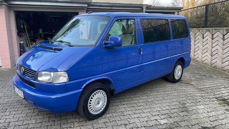 Second-hand VW T4 102 CP (75 kW) 2002 Albastru Van