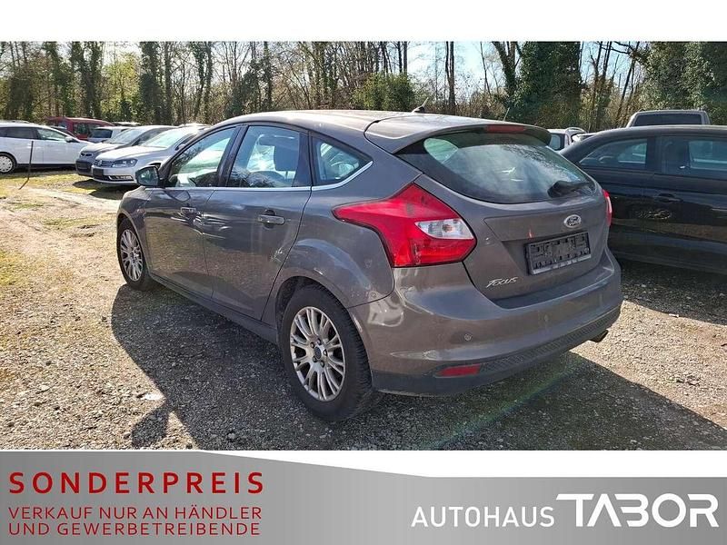 Gebraucht Ford Focus Titanium 140 PS (102 kW) 2011 Grau Limousine