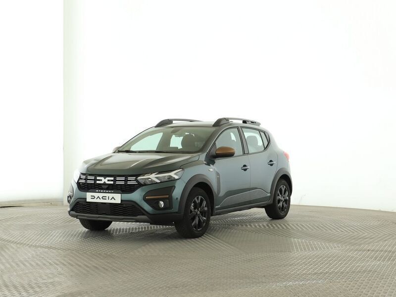 Grün Gebraucht 2024 Dacia Sandero Kleinwagen | 17.990 € (Fairer Preis) - Bild 1/4