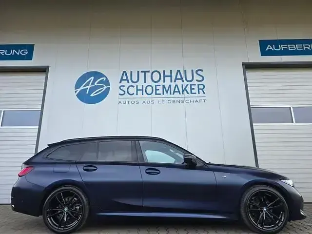 Gebraucht BMW 320 M Sport 190 PS (139 kW) 2024 Blau Kombi