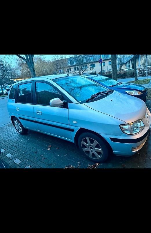 Gebraucht Hyundai Matrix 122 PS (89 kW) 2004 Grau Van / Kleinbus