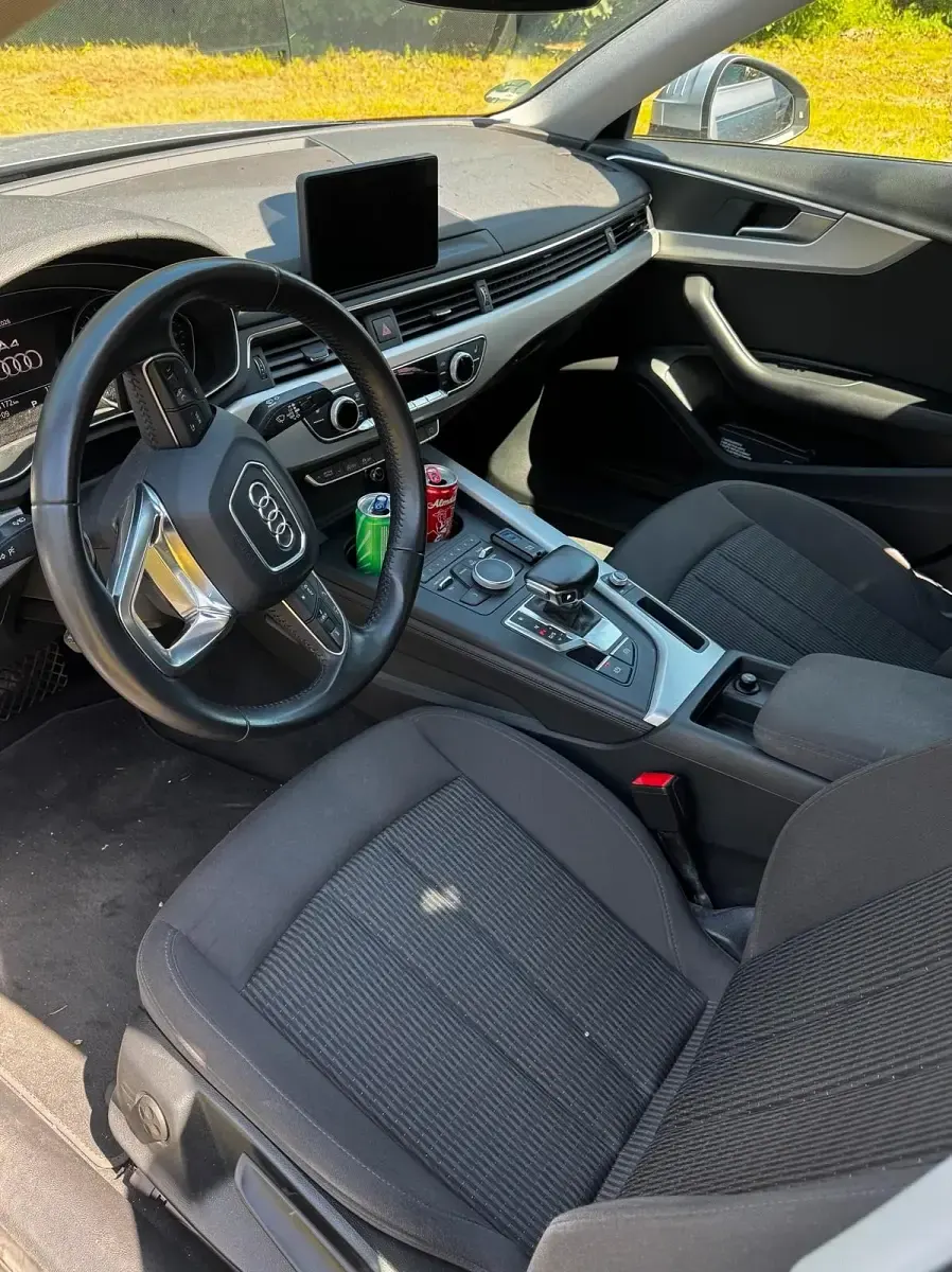 Gebraucht Audi A4 Design 218 PS (160 kW) 2016 Grau Limousine