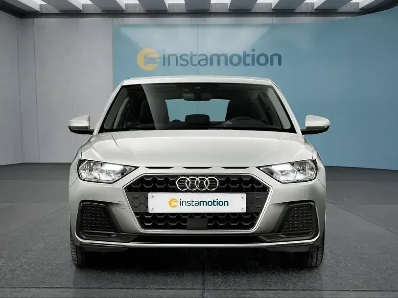 Gebraucht Audi A1 116 PS (85 kW) 2025 Silber SUV