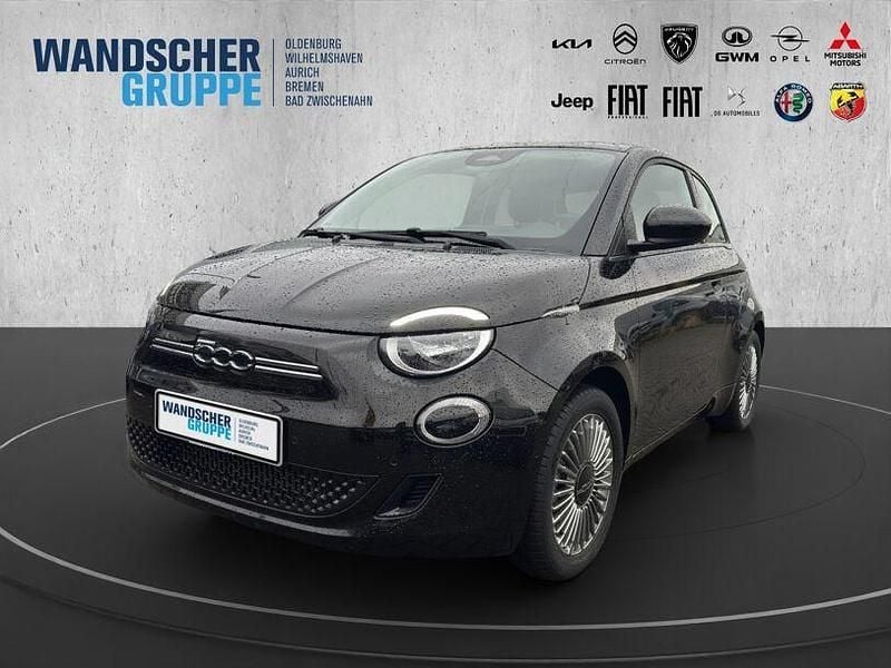 Gebraucht Fiat 500e Basis 86 kW (118 PS) 2023 Schwarzschwarz Kleinwagen