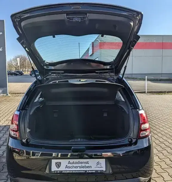 Gebraucht Citroën C3 Attraction 68 PS (50 kW) 2015 Ktv  lackierung schwarz perla nera (metallic) Kleinwagen