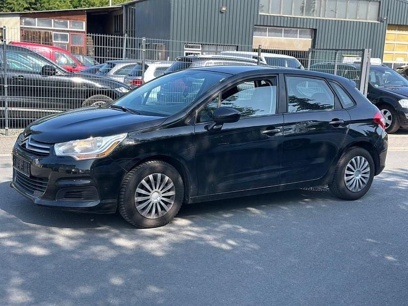 Gebraucht Citroën C4 Attraction 95 PS (69 kW) 2013 Schwarz Limousine