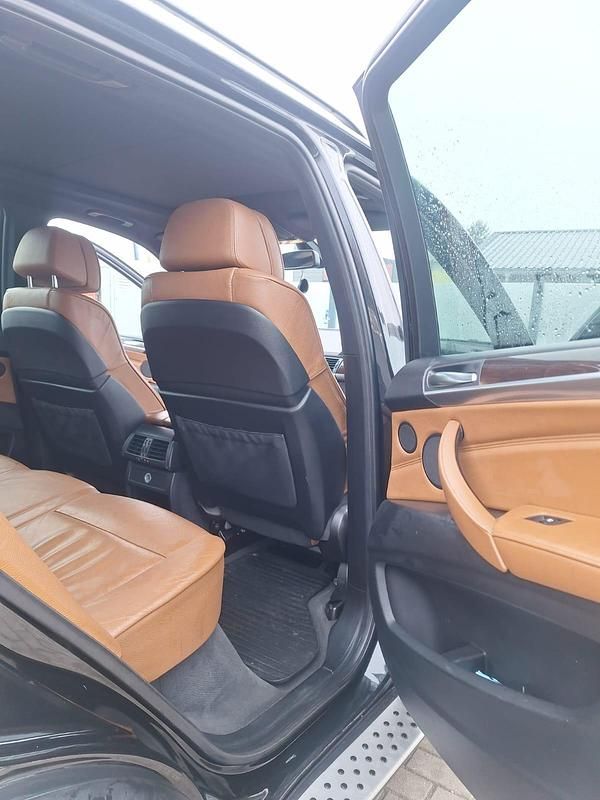 Gebraucht BMW X5 235 PS (172 kW) 2010 Schwarz SUV