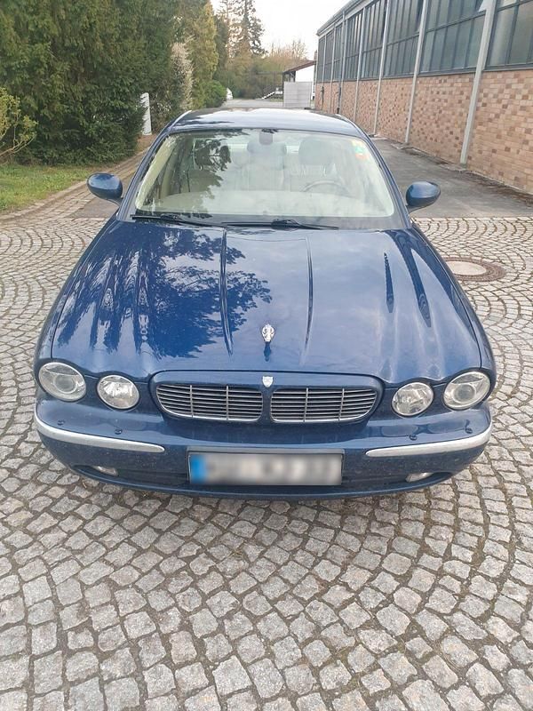 Second-hand Jaguar XJ 2005 Albastru Berlinǎ