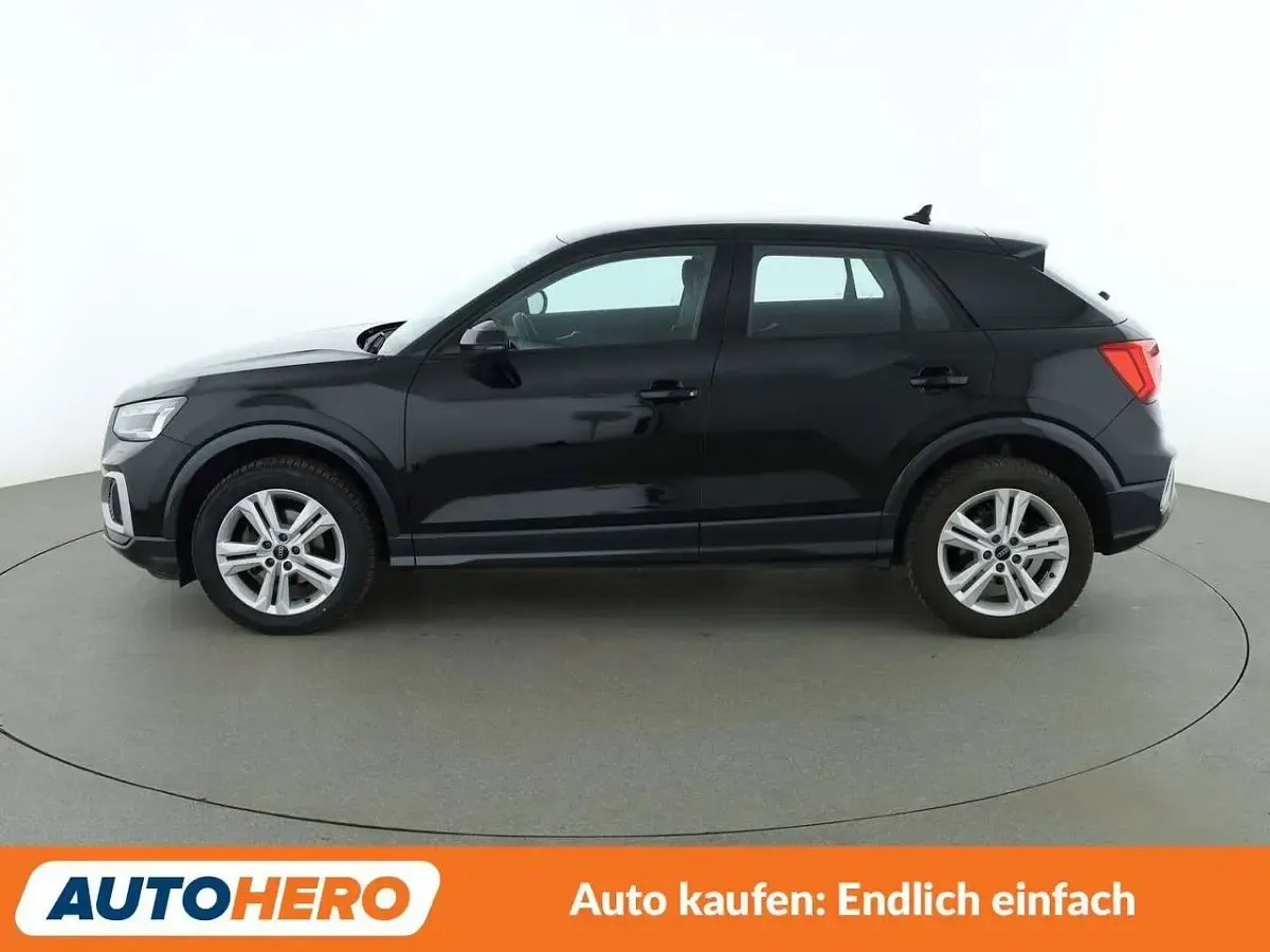 Gebraucht Audi Q2 Advanced 150 PS (110 kW) 2024 Mythosschwarz SUV