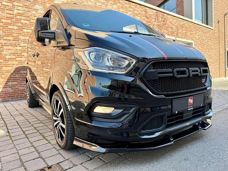 Gebraucht Ford Tourneo Sport 185 PS (136 kW) 2020 Iridion schwarz Van / Kleinbus