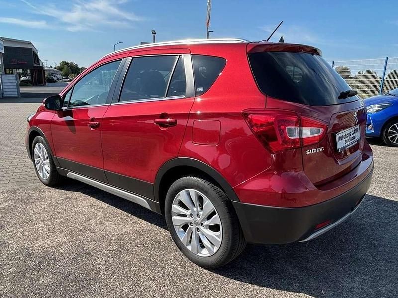 Gebraucht Suzuki SX4 S-Cross Comfort 111 PS (81 kW) 2019 Rot metallic SUV