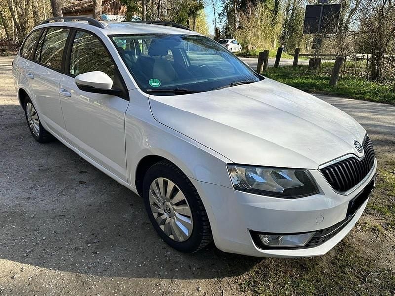 Gebraucht Skoda Octavia 150 PS (110 kW) 2013 Weiß Kombi