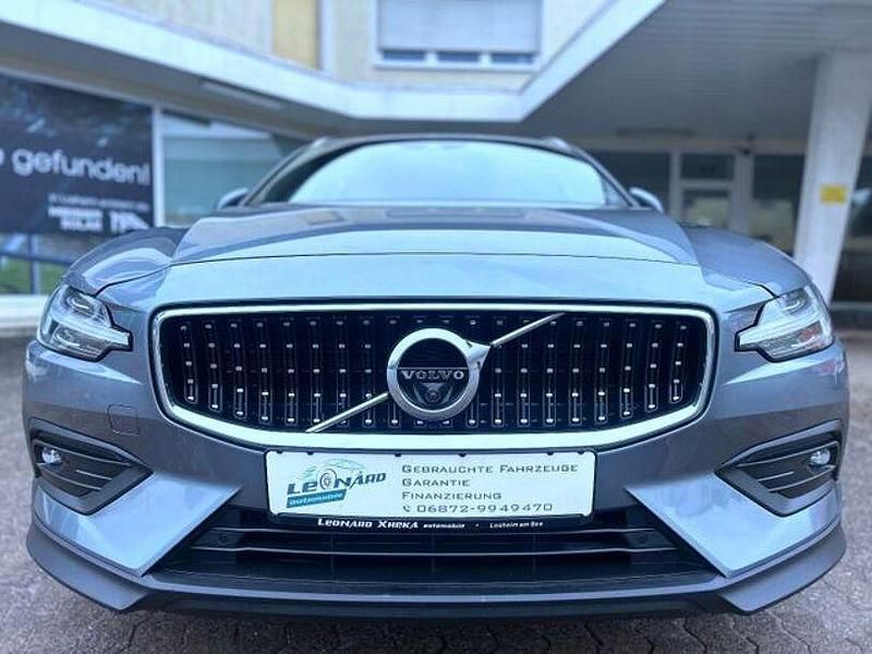 Gebraucht Volvo V60 CC 150 PS (110 kW) 2020 Grau Kombi