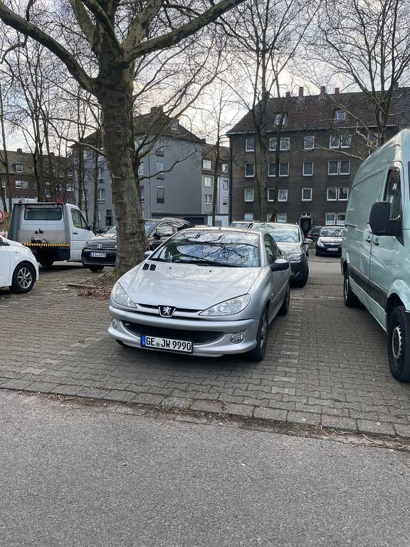 Silber Gebraucht 2003 Peugeot 206 CC Cabrio | 1.000 € (Superpreis) - Bild 1/1