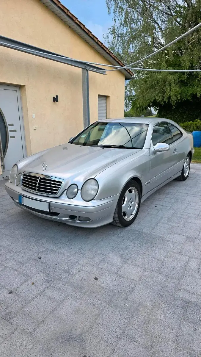 Gebraucht Mercedes CLK200 163 PS (119 kW) 2000 Silber Coupé