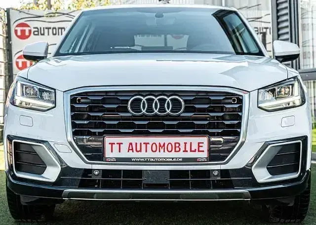 Gebraucht Audi Q2 Design 150 PS (110 kW) 2020 Weiß SUV