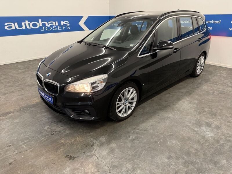Schwarz Gebraucht 2015 BMW 220 Advantage Kombi | 7.950 € (Guter Preis) - Bild 1/4