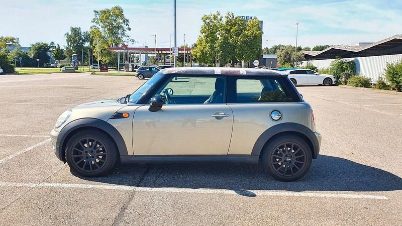 Usata Mini Cooper 120 CV (88 kW) 2008 Beige Utilitaria