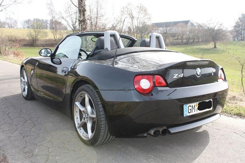 Gebraucht BMW Z4 Performance 231 PS (169 kW) 2003 Schwarz Cabrio