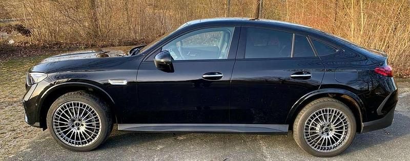 Gebraucht Mercedes GLC400d AMG line 252 PS (185 kW) 2024 Schwarz Coupé