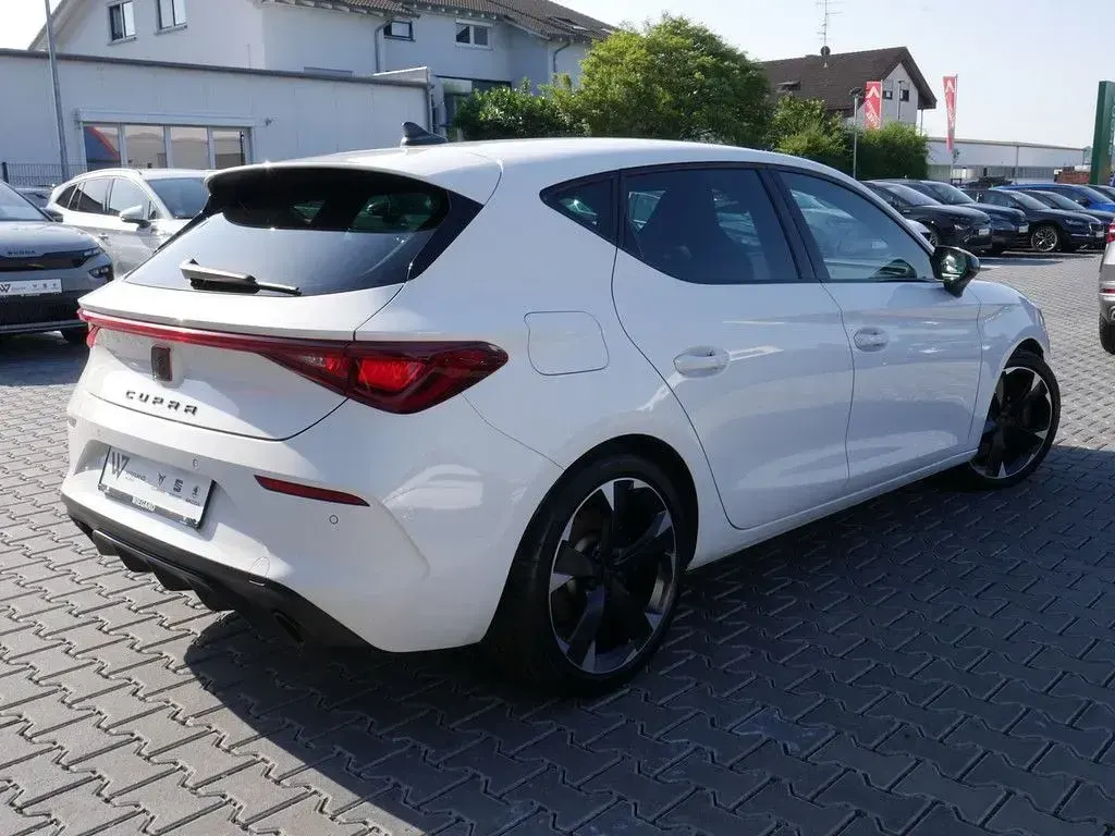 Gebraucht Cupra Leon 245 PS (180 kW) 2023 Candy weiss Limousine
