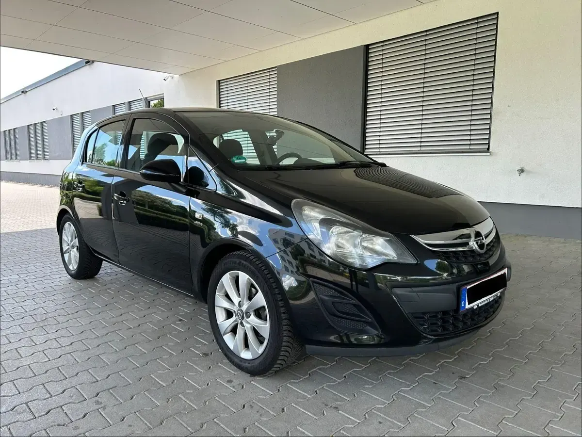 Gebraucht Opel Corsa Active 87 PS (63 kW) 2013 Schwarz Kleinwagen