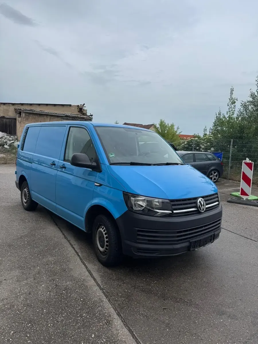 Gebraucht VW T6 102 PS (75 kW) 2019 Blau Van