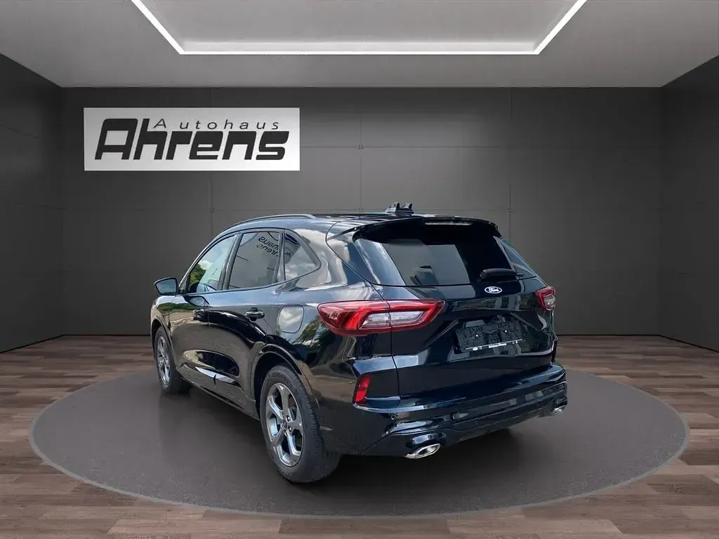 Gebraucht Ford Kuga ST-Line 186 PS (136 kW) 2025 Schwarz SUV