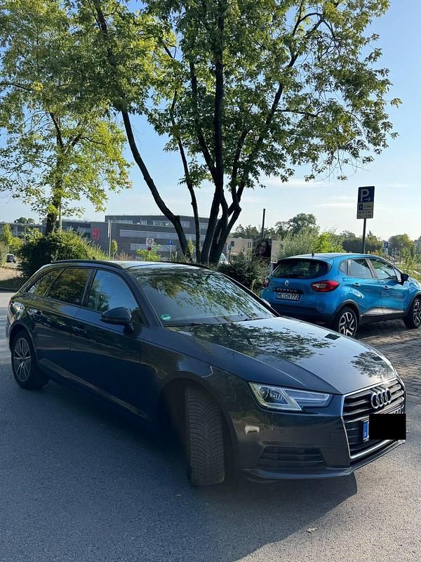 Gebraucht Audi A4 150 PS (110 kW) 2017 Grau Kombi