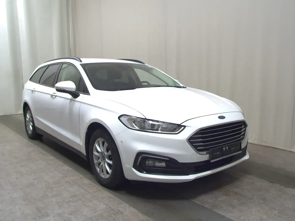 Gebraucht Ford Mondeo Trend 150 PS (110 kW) 2022 Weiss Kombi