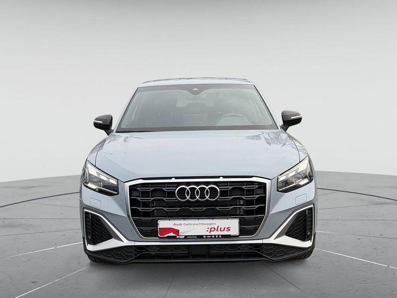 Gebraucht Audi Q2 S-Line 150 PS (110 kW) 2025 Pfeilgrau perleffekt SUV
