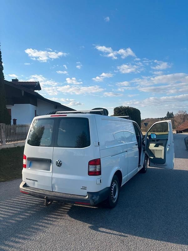 Gebraucht VW Transporter 115 PS (84 kW) 2015 Weiß Van