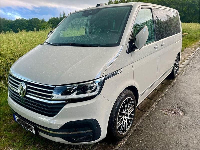 Gebraucht VW Multivan Highline 245 PS (180 kW) 2021 Grau Van
