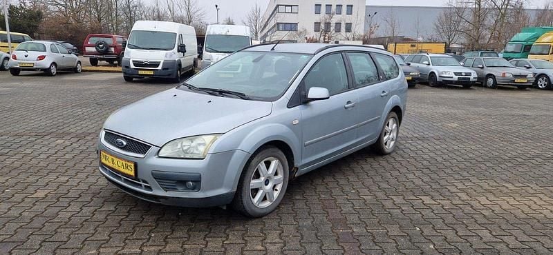 Gebraucht Ford Focus Ghia 136 PS (100 kW) 2005 Grau Kombi