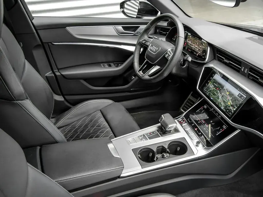 Gebraucht Audi S6 Sport 344 PS (253 kW) 2025 Grau Kombi