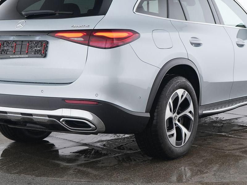 Gebraucht Mercedes GLC300e Avantgarde 204 PS (150 kW) 2025 Silber SUV