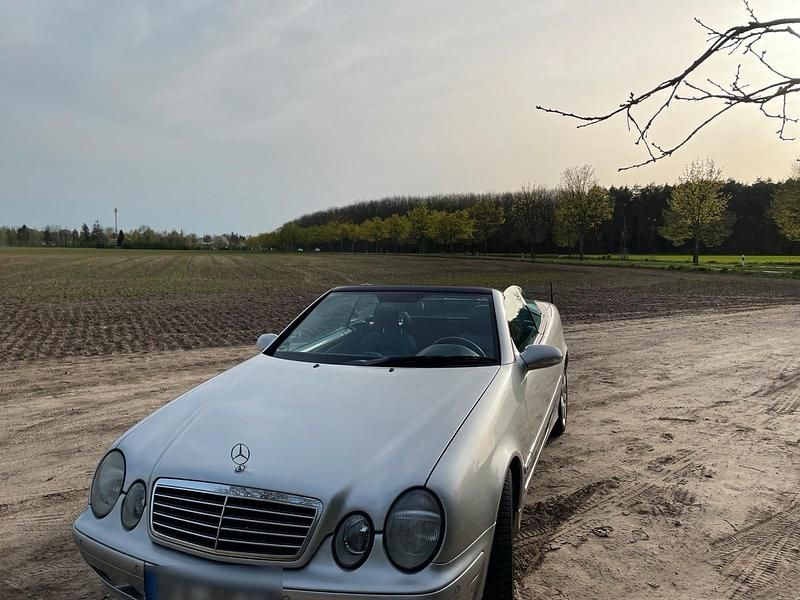 Gebraucht Mercedes CLK200 2002 Silber Cabrio