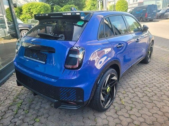Neu Abarth 600e Scorpionissima 206 kW (281 PS) 2025 Blau SUV