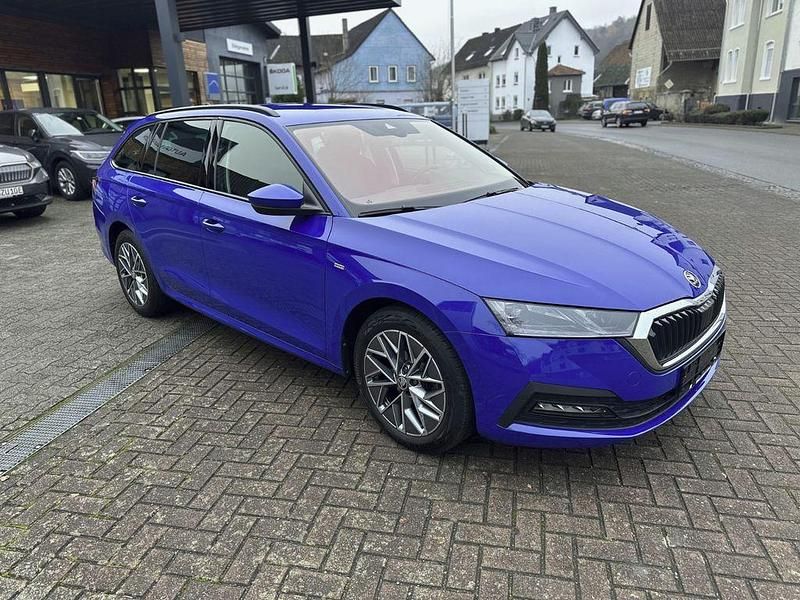Gebraucht Skoda Octavia Tour 150 PS (110 kW) 2022 Blau Kombi