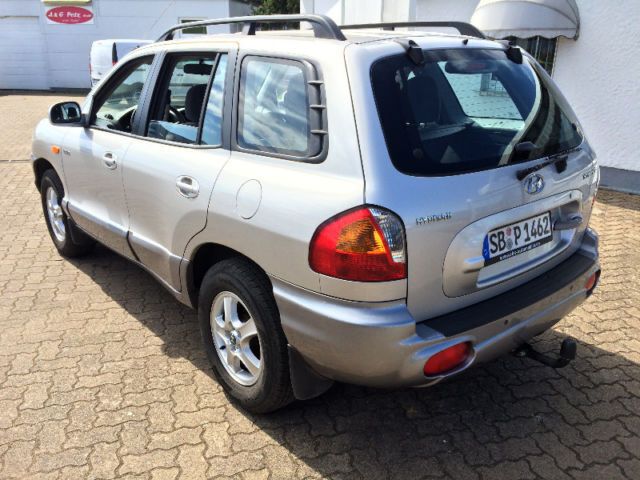 Gebraucht Hyundai Santa Fe 113 PS (83 kW) 2004 Silber metallic SUV
