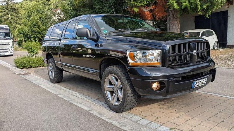 Schwarz Gebraucht 2006 Dodge Ram Abholung | 15.500 € (Fairer Preis) - Bild 1/4