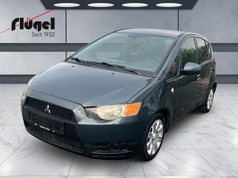 Grau Gebraucht 2009 Mitsubishi Colt Invite Kleinwagen | 4.490 € (Etwas zu teuer) - Bild 1/4
